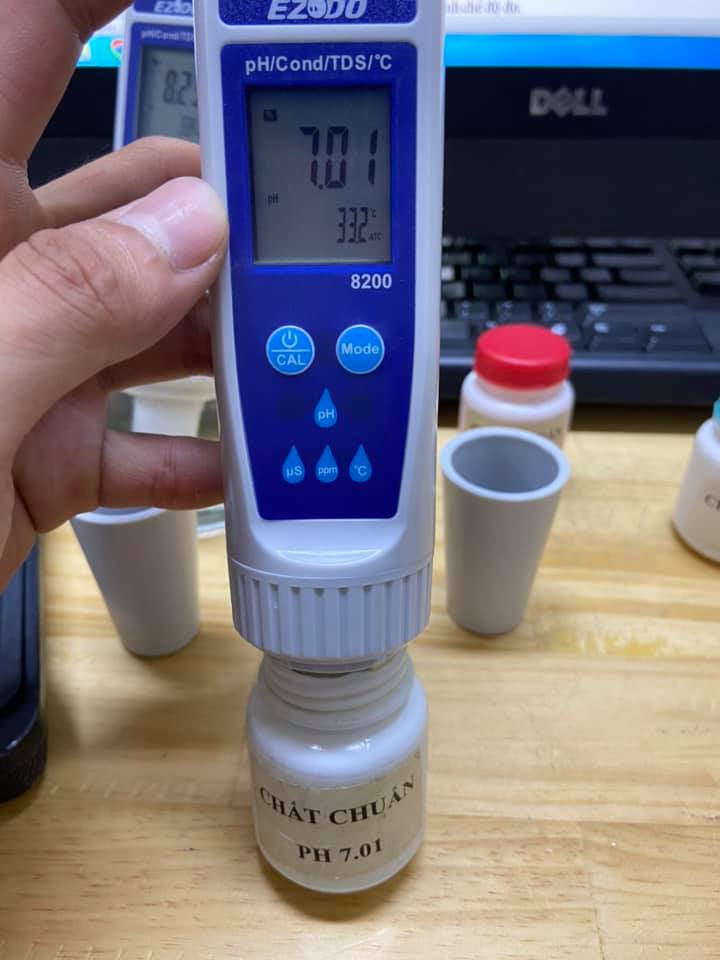 Thiết bị đo pH, nhiệt độ, độ dẫn, muối (Dạng bút, chống thấm nước) model 8200